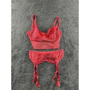 Victoria’s Secret Coral Lace Bra & Garter Belt Set Women’s Medium